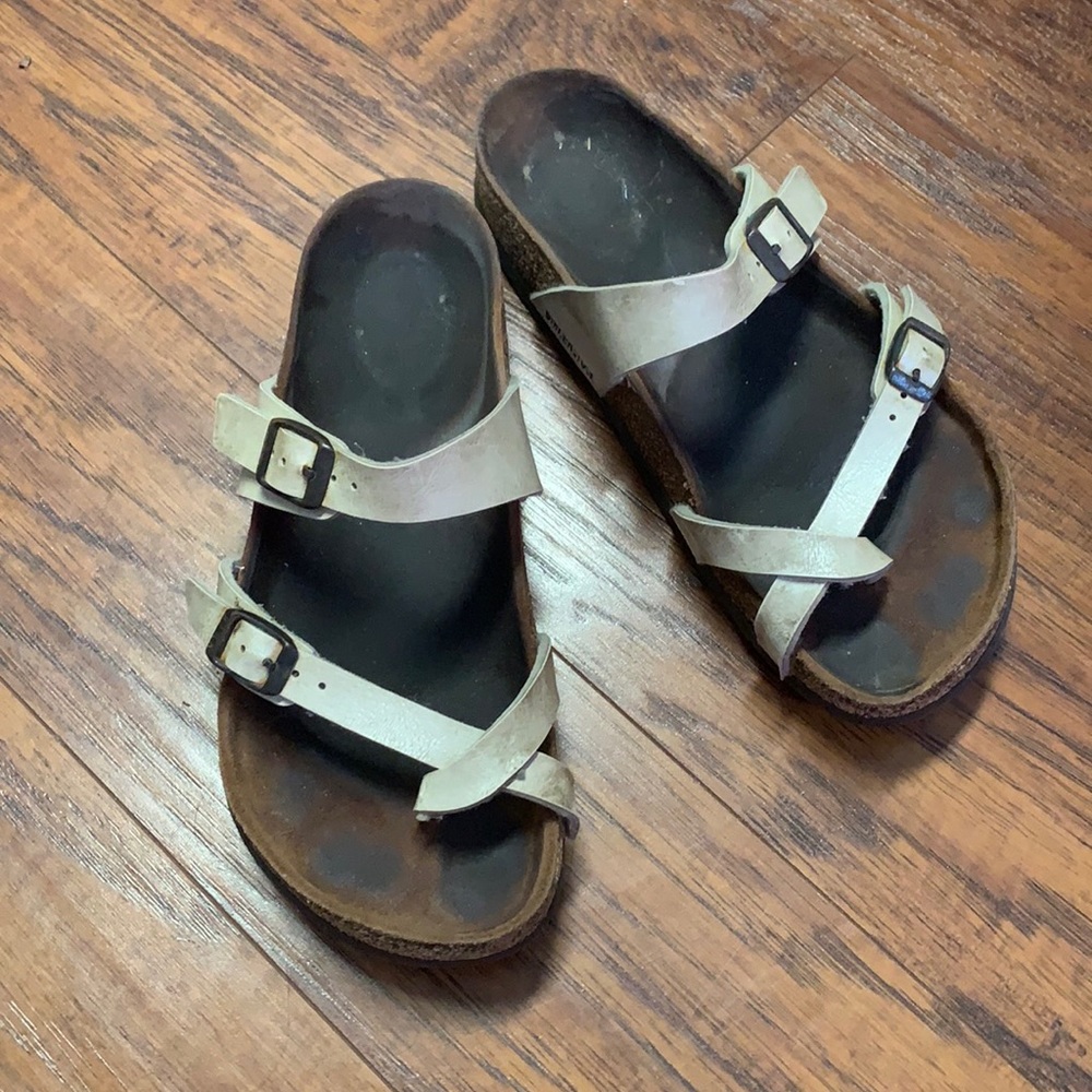 Women’s Birkenstock Size 7
